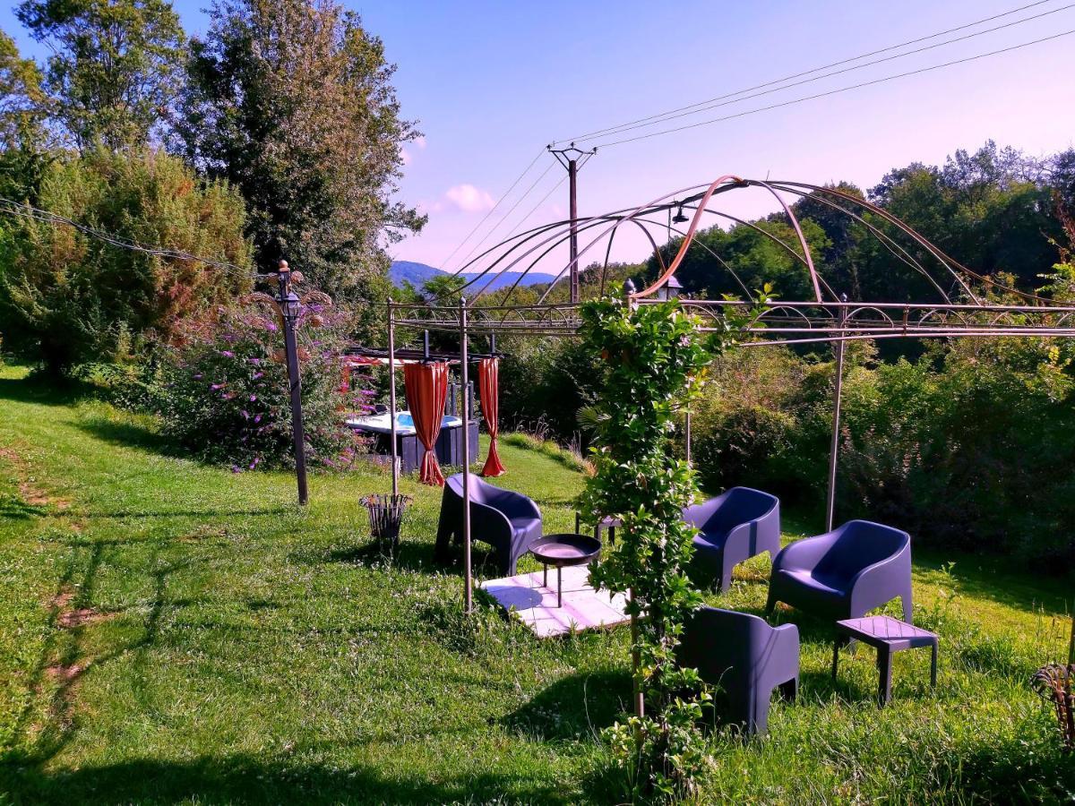 Bonbon Chambre D'Hotes Saint-Julien-de-Lampon Zewnętrze zdjęcie